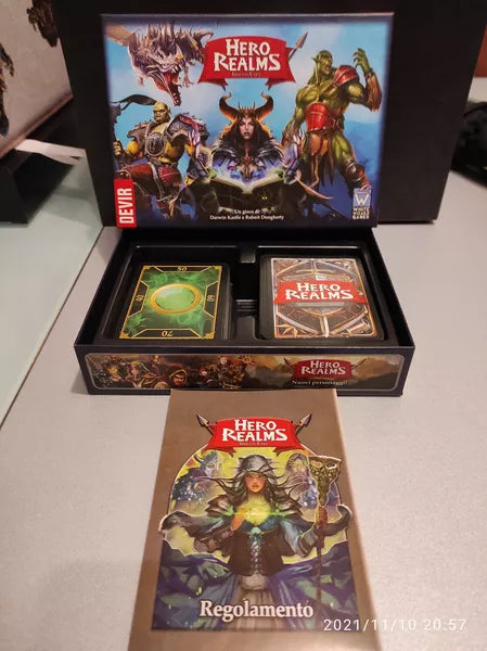 Hero Realms (2016) (Used, Very Good)